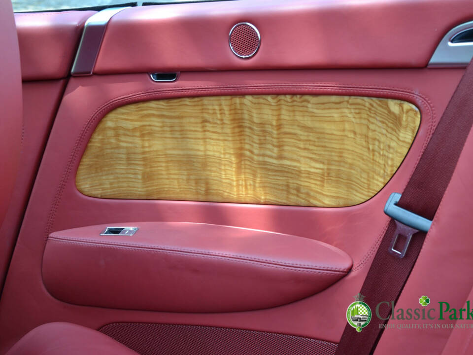 Bild 37/50 von Bentley Continental GTC (2007)