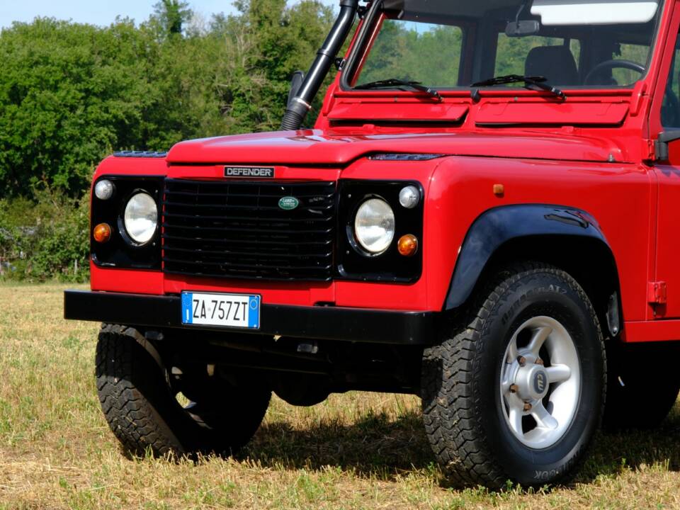 Afbeelding 14/31 van Land Rover Defender 110 300Tdi (1997)