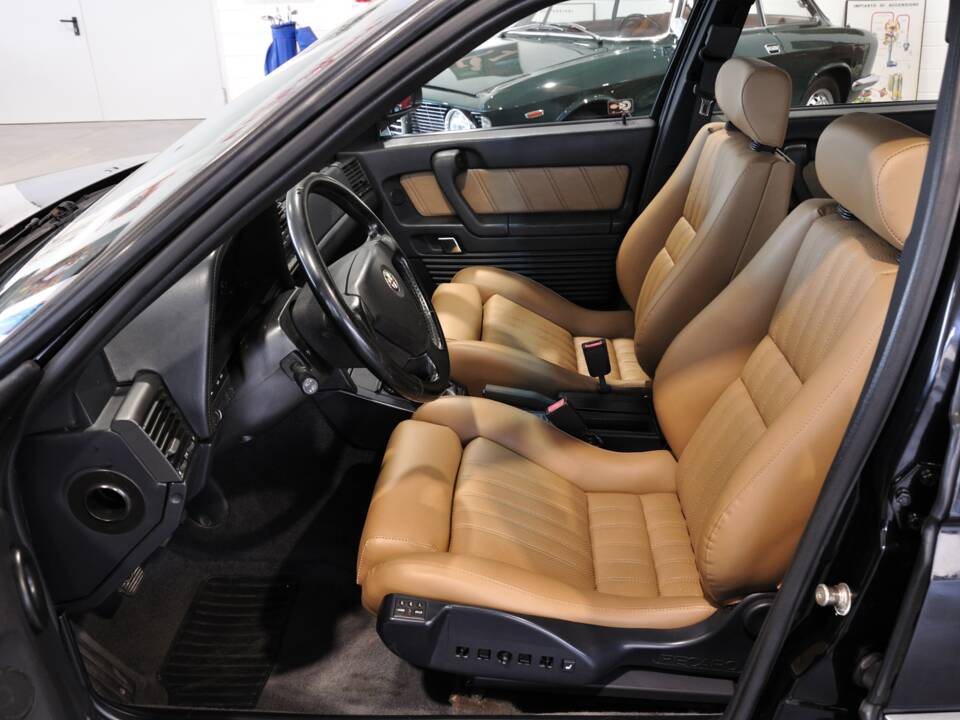 Image 30/33 of Alfa Romeo 164 3.0 24V Q4 (1996)