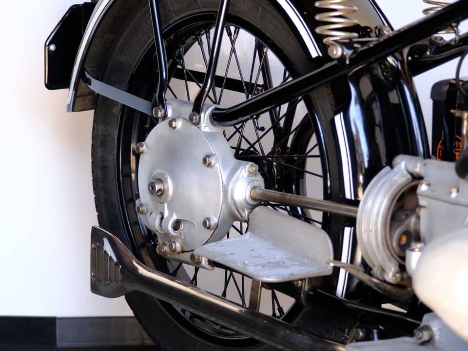 Image 32/97 of BMW R 63 (1929)