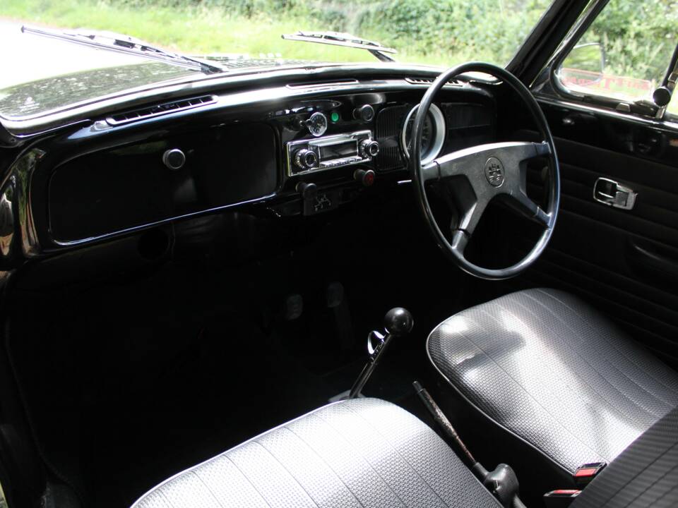 Image 11/18 of Volkswagen Käfer 1600 (1972)