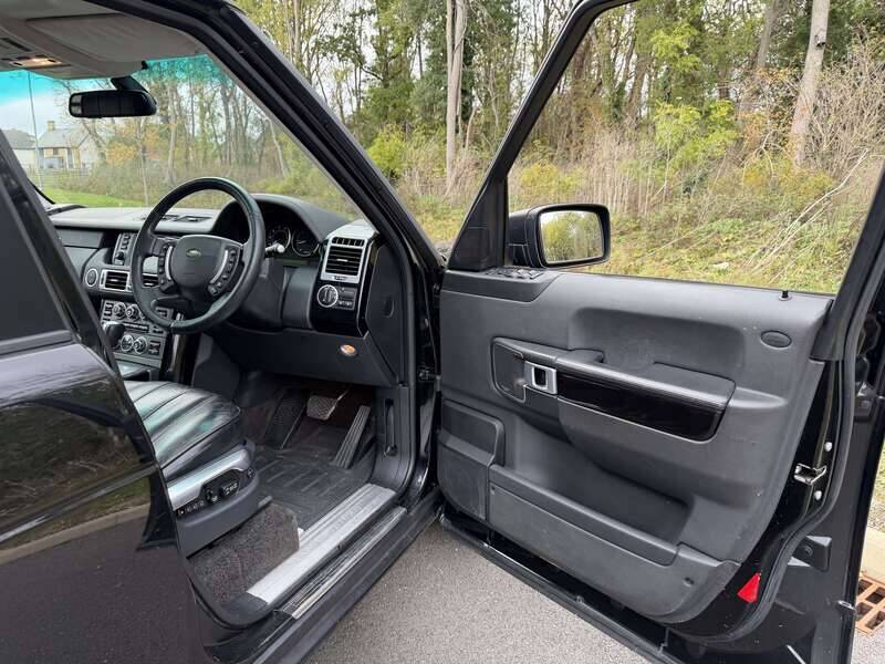 Bild 40/50 von Land Rover Range Rover Vogue TDV8 (2008)