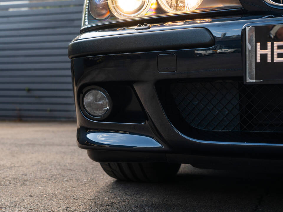Image 15/56 of BMW M5 (2000)