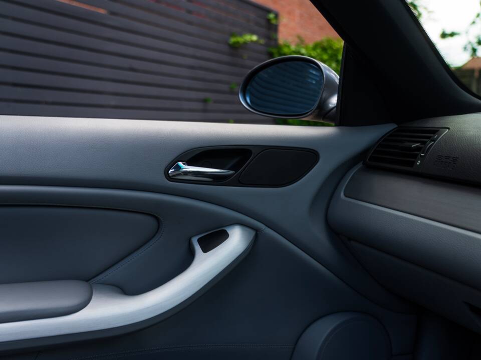 Immagine 29/70 di BMW M3 (2004)