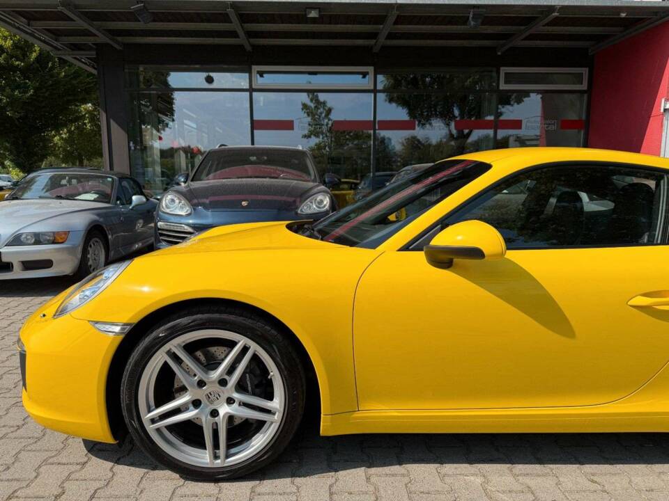 Image 4/27 of Porsche 911 Carrera (2018)