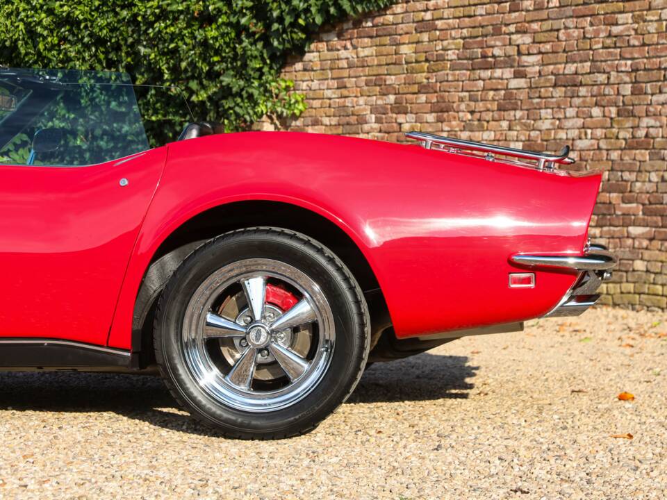 Image 31/50 of Chevrolet Corvette Stingray (1969)