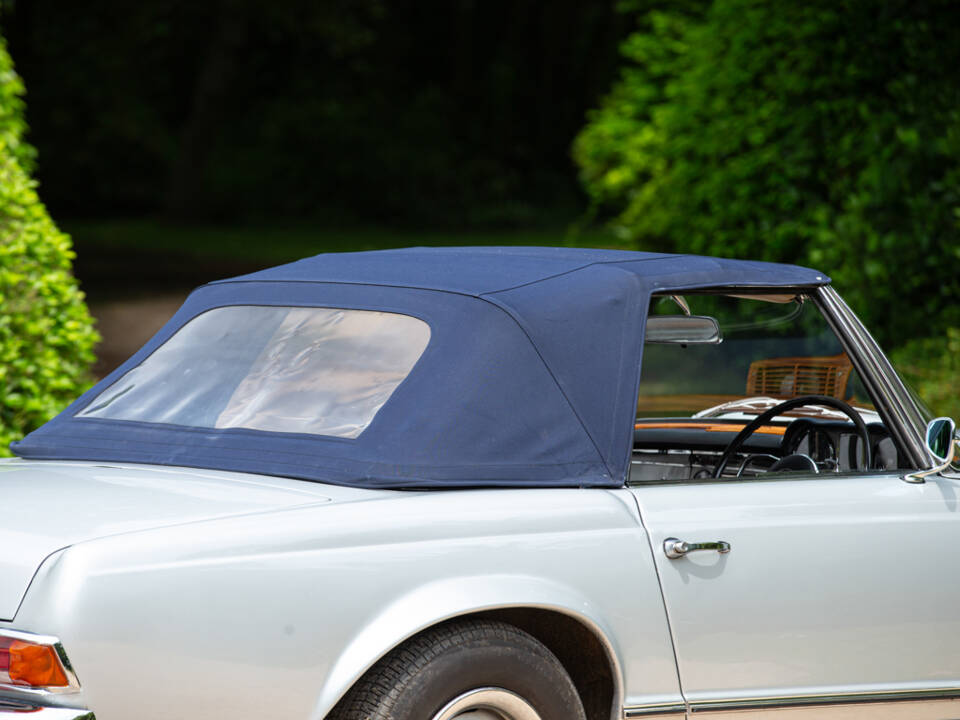 Bild 34/41 von Mercedes-Benz 250 SL (1967)