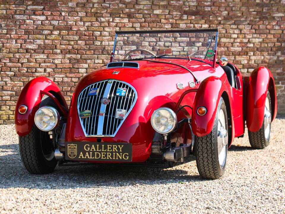 Image 1/50 of Healey Silverstone (1950)