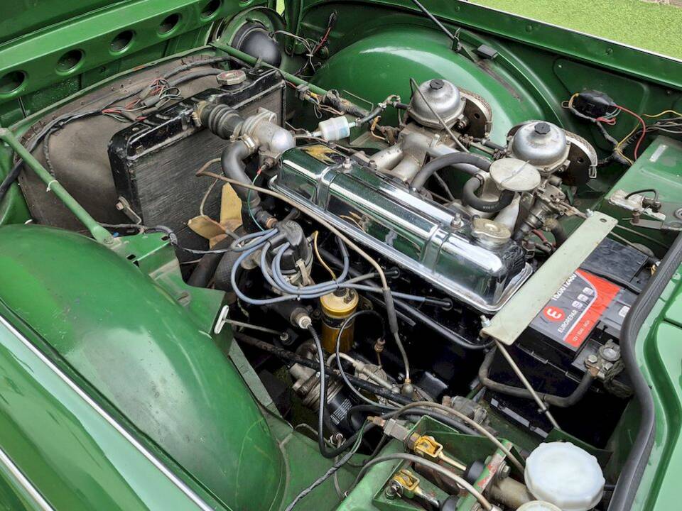 Image 39/66 of Triumph TR 4A IRS (1966)