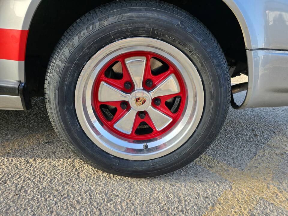 Image 17/88 of Porsche 911 Carrera 2.7 (US) (1974)