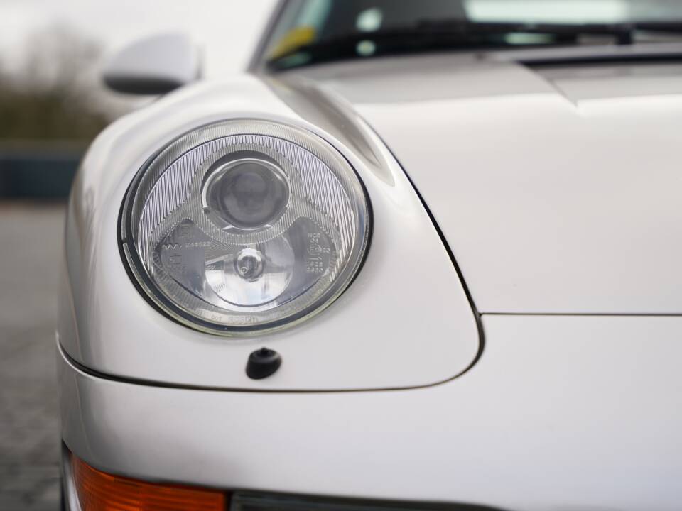 Bild 33/50 von Porsche 911 Carrera S (1996)