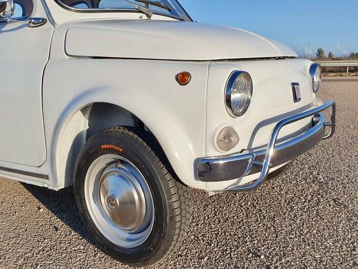 Image 6/7 de FIAT 500 L (1970)