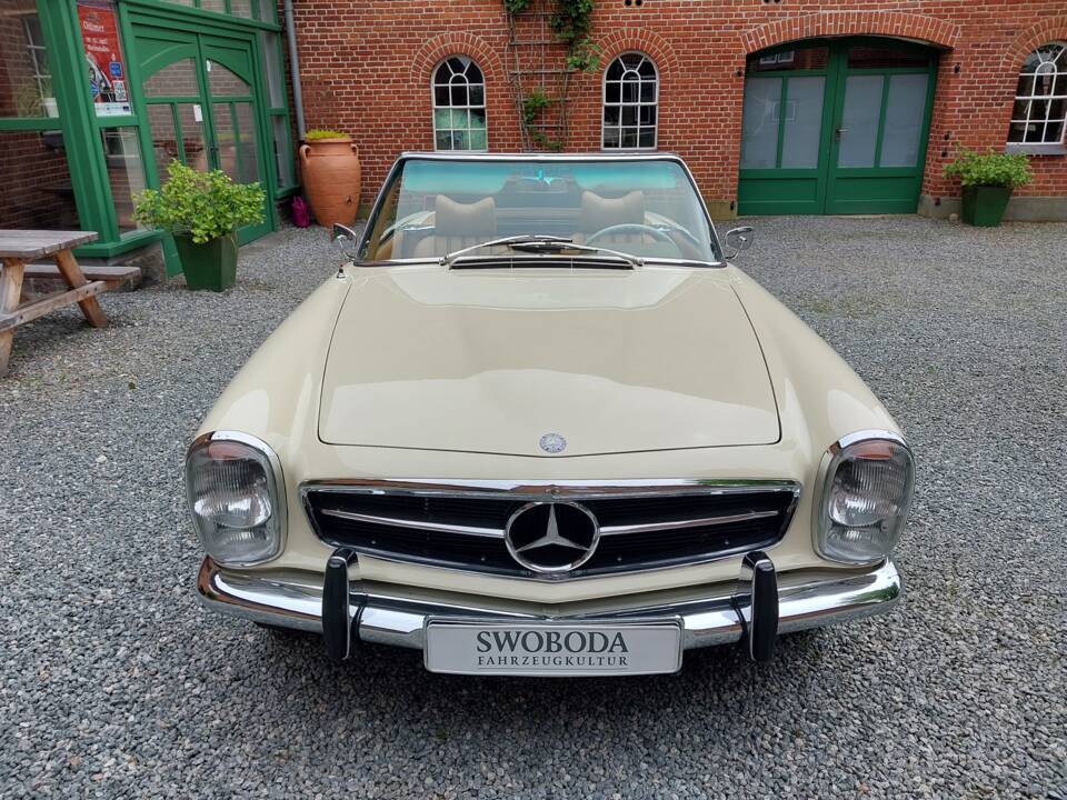 Image 7/15 de Mercedes-Benz 230 SL (1965)