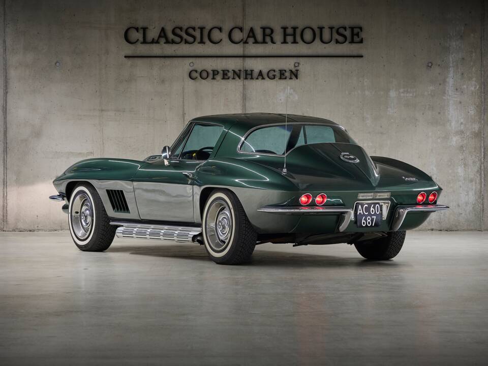 Image 3/78 of Chevrolet Corvette Stingray 427 (1967)