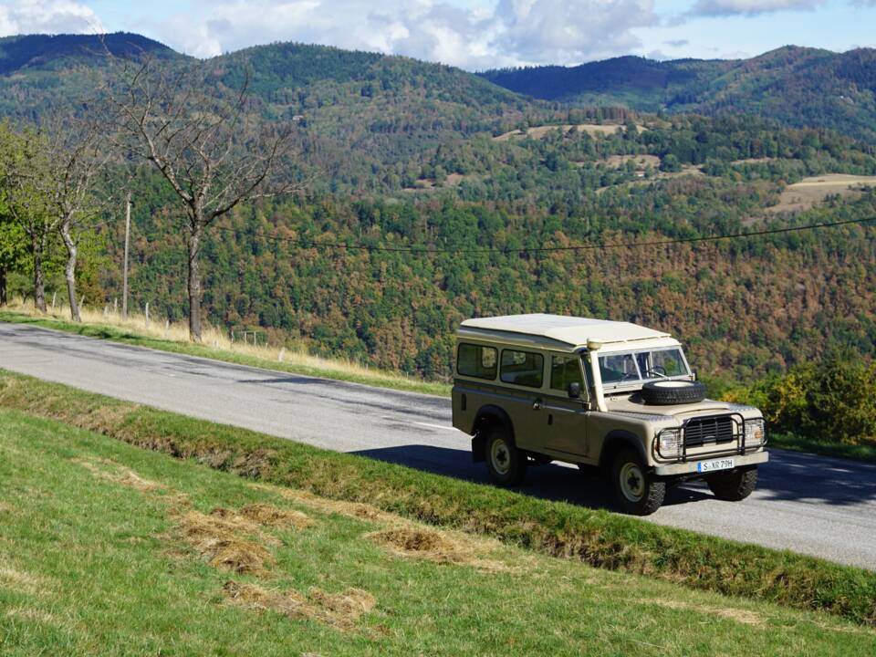 Imagen 30/43 de Land Rover 109 (1979)
