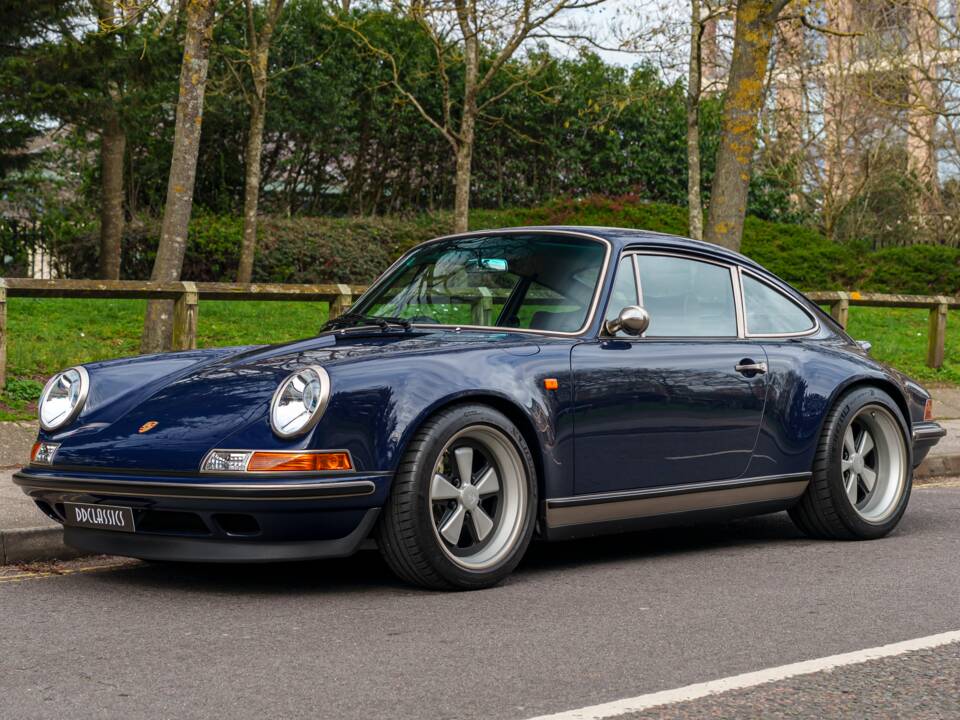 Image 1/34 of Porsche 911 Singer (2023)