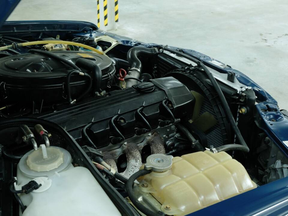 Bild 15/50 von Mercedes-Benz 300 SE (1990)