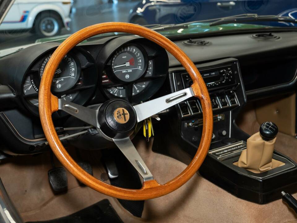 Immagine 28/36 di Alfa Romeo Montreal (1971)