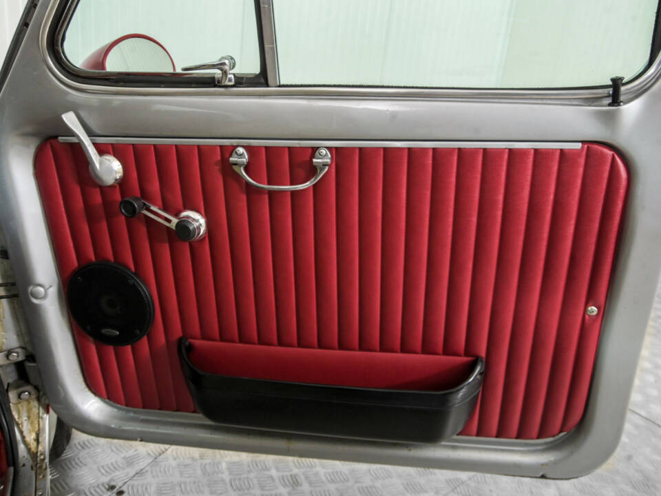 Image 33/50 of FIAT 500 R (1974)
