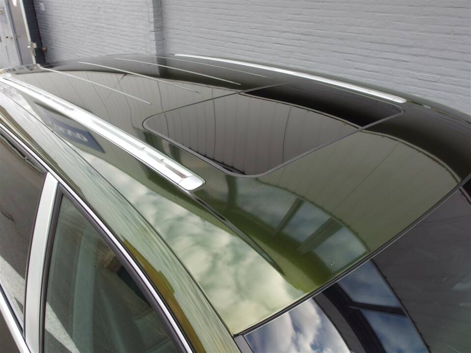 Image 15/99 of Porsche Cayenne Turbo (2007)