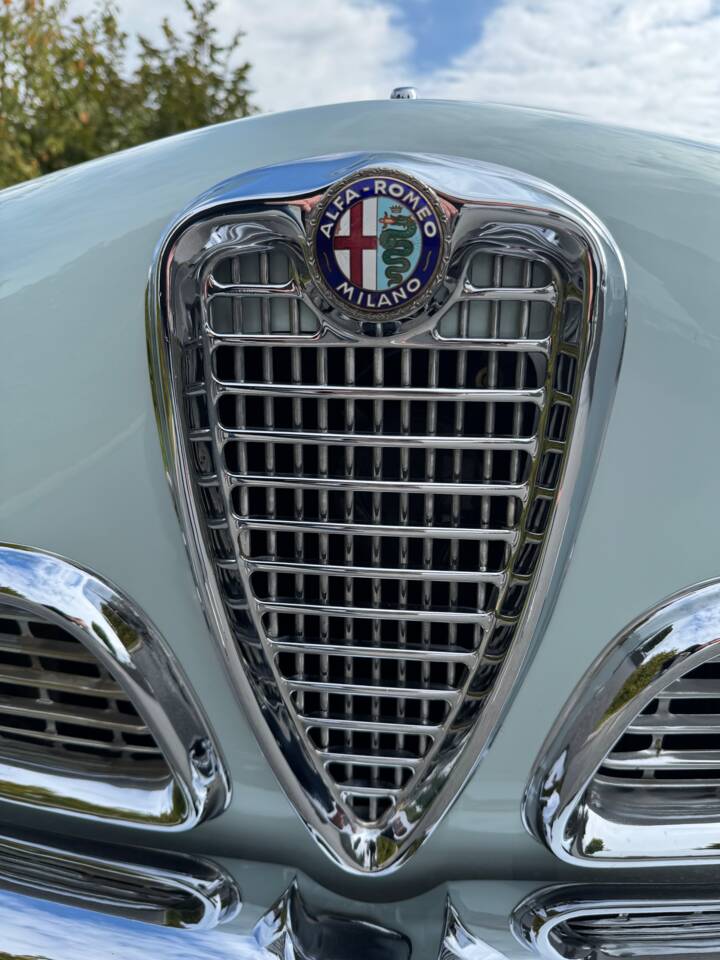 Bild 38/42 von Alfa Romeo Giulietta Sprint (1959)