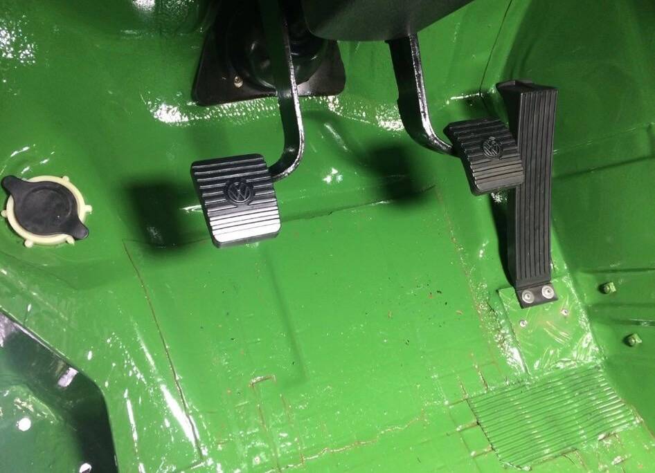 Bild 11/13 von Volkswagen T3 Pritsche 1.6 TD (1990)