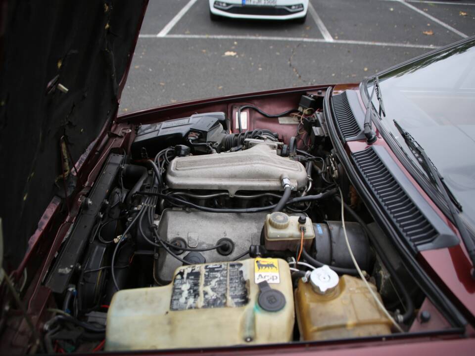 Immagine 16/30 di Alfa Romeo GTV 6 2.5 (1985)