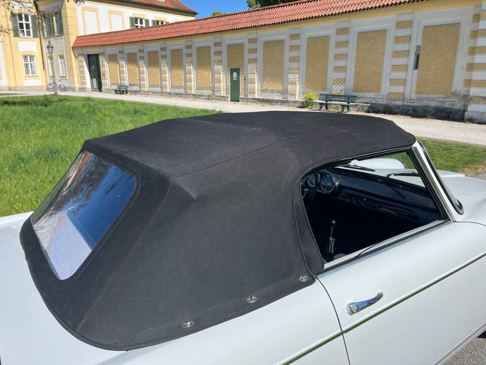 Bild 33/56 von Lancia Appia Convertible Vignale (1962)