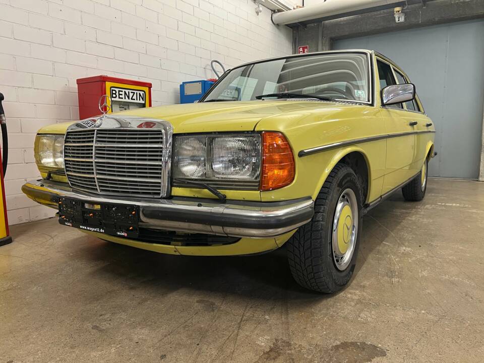 Afbeelding 2/19 van Mercedes-Benz 280 E (1979)