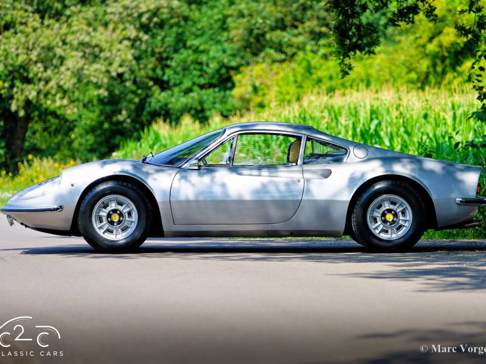 Immagine 5/73 di Ferrari Dino 246 GT (1971)