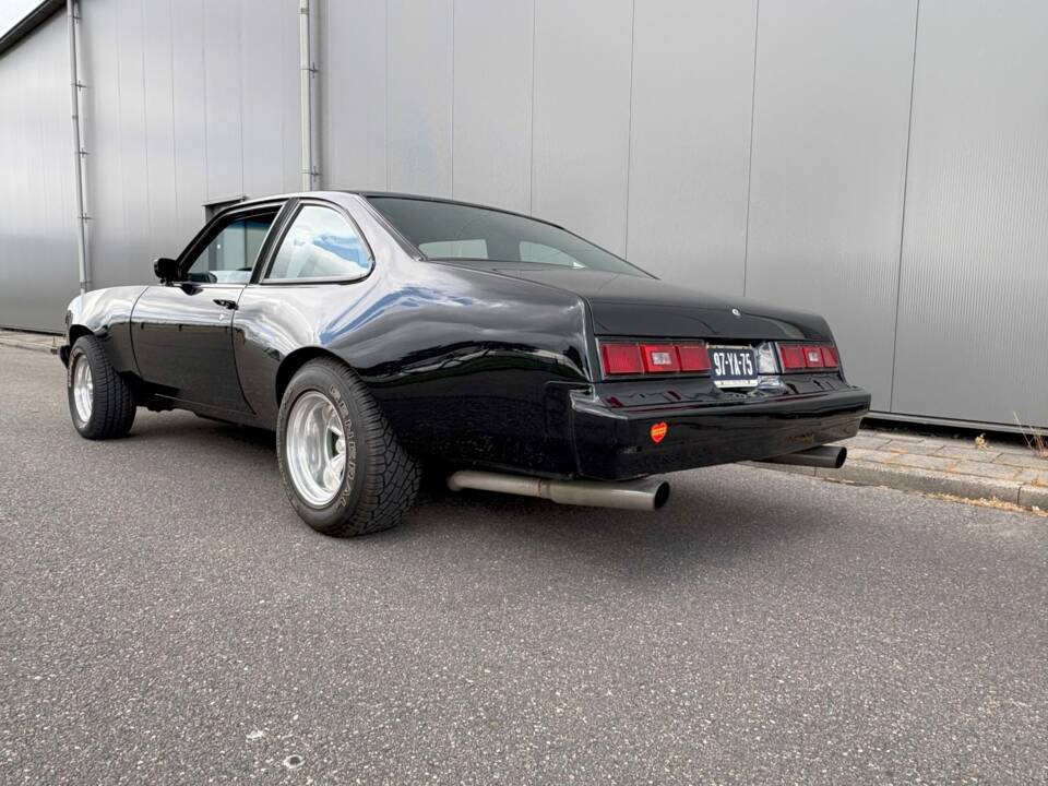Bild 5/8 von Chevrolet Nova Coupe (1976)