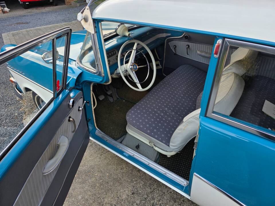 Image 41/45 de Opel Olympia Rekord 1700 (1960)