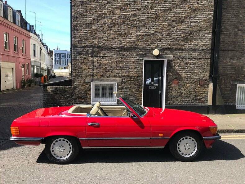 Image 34/38 of Mercedes-Benz 300 SL (1987)