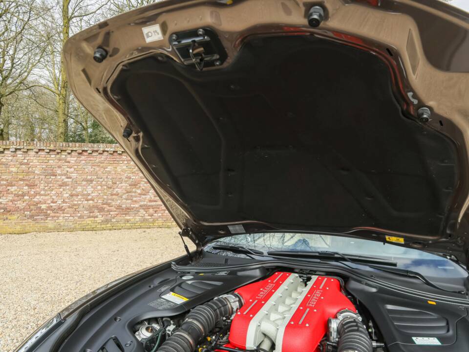 Imagen 35/50 de Ferrari GTC4Lusso (2018)