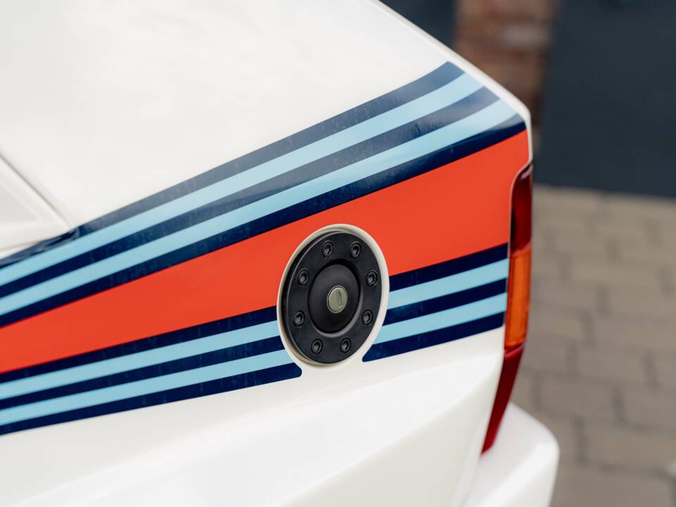 Imagen 44/96 de Lancia Delta HF Integrale Evoluzione I "Martini 5" (1992)