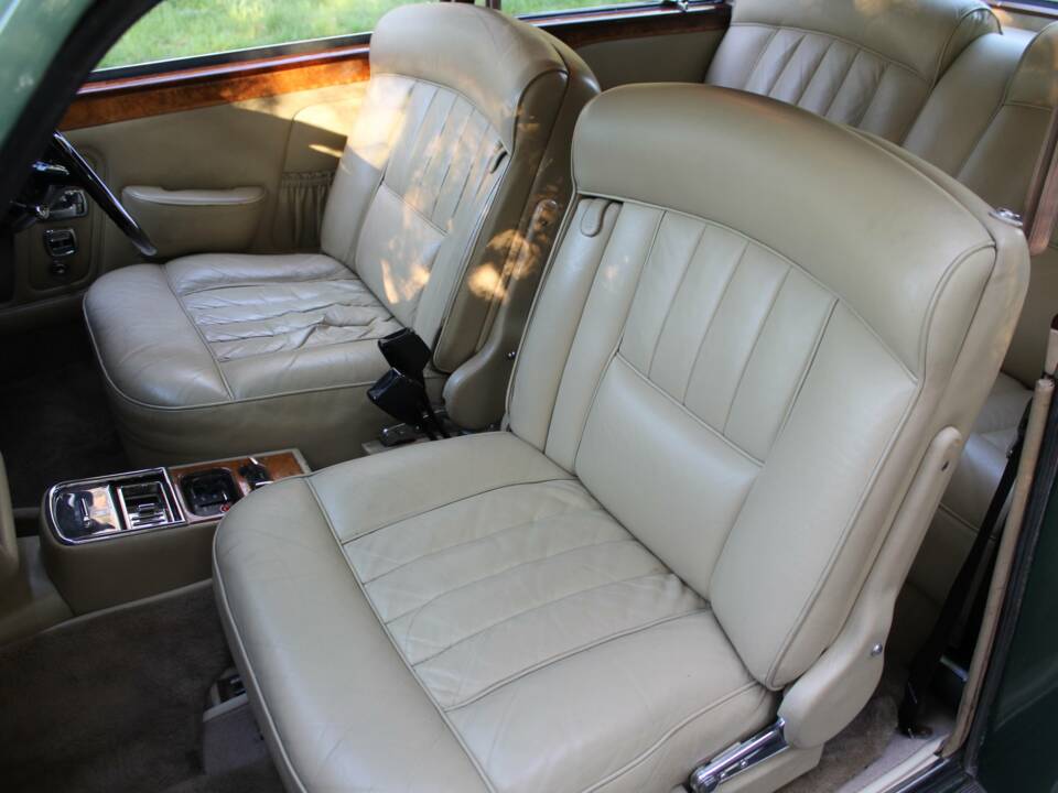 Bild 13/18 von Rolls-Royce Corniche I (1974)