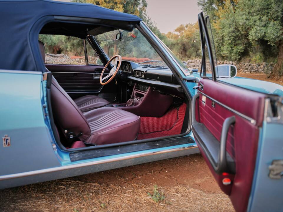 Imagen 17/40 de Peugeot 504 Convertible (1974)