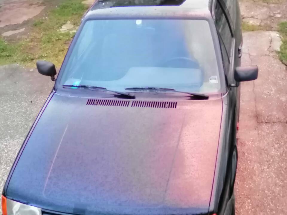 Image 1/9 de Volkswagen Polo II Coupe 1.0 (1994)