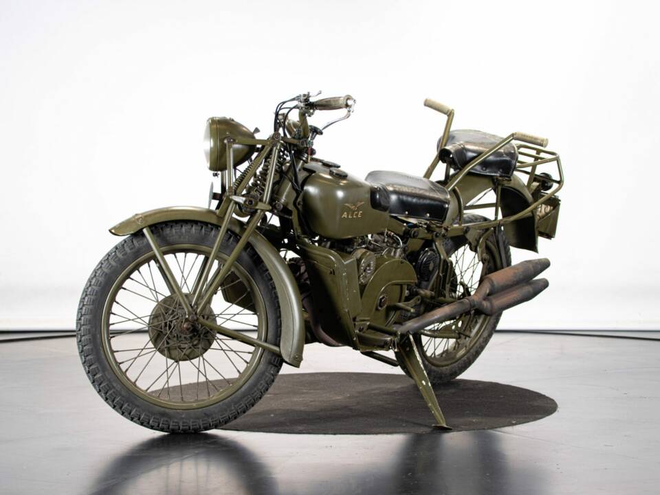 Bild 9/50 von Moto Guzzi DUMMY (1943)