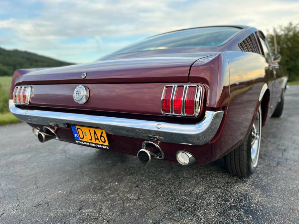 Imagen 2/17 de Ford Mustang 289 (1966)