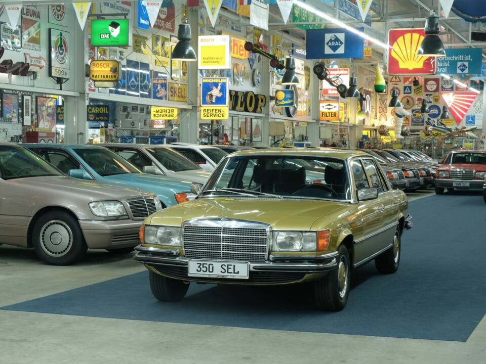 Image 70/76 of Mercedes-Benz 350 SEL (1977)