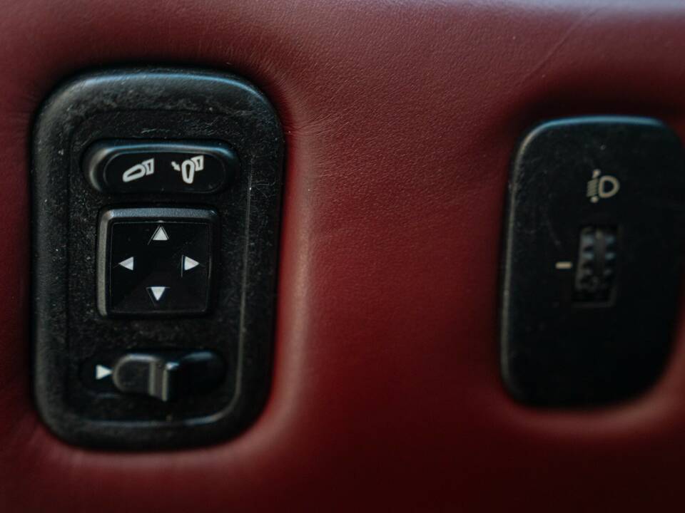 Bild 44/50 von Maserati 3200 GT (2000)