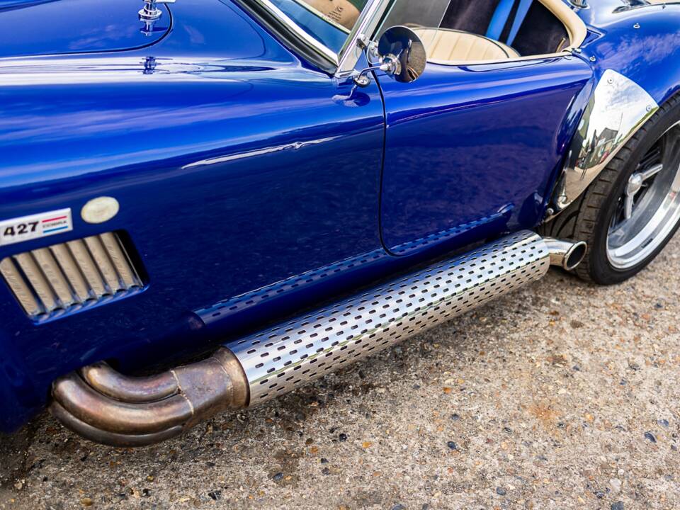 Image 27/50 of Dax Cobra (2005)