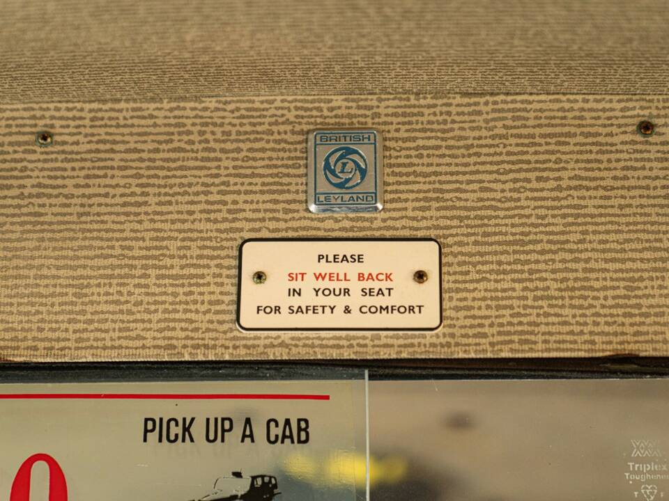 Bild 28/36 von Austin FX 4 D London Taxi (1961)