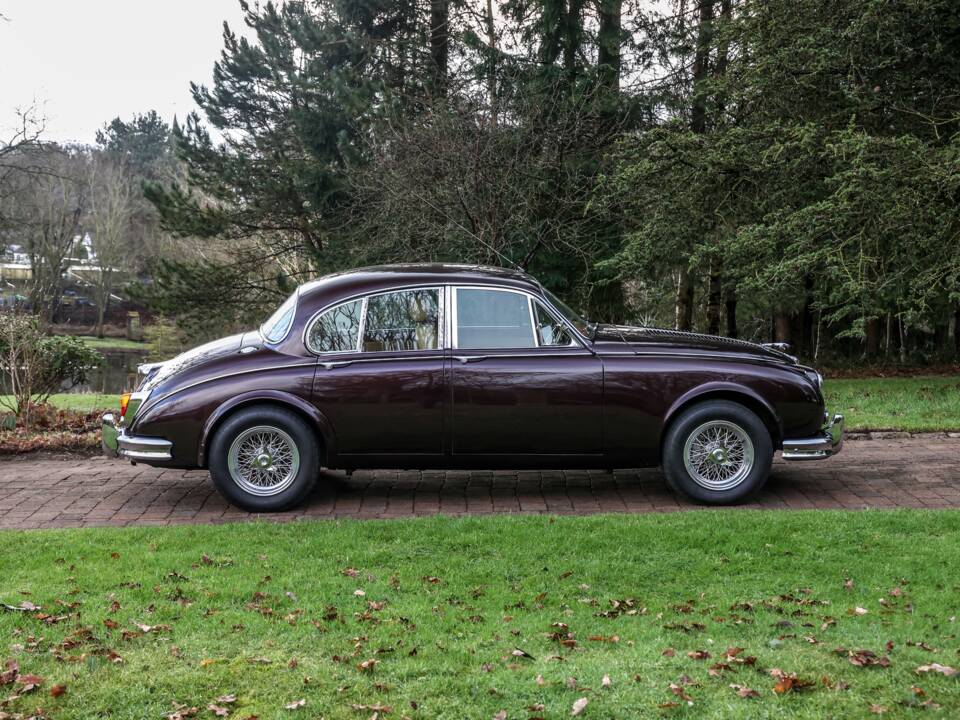 Image 11/50 of Jaguar Mk II 3.8 (2004)