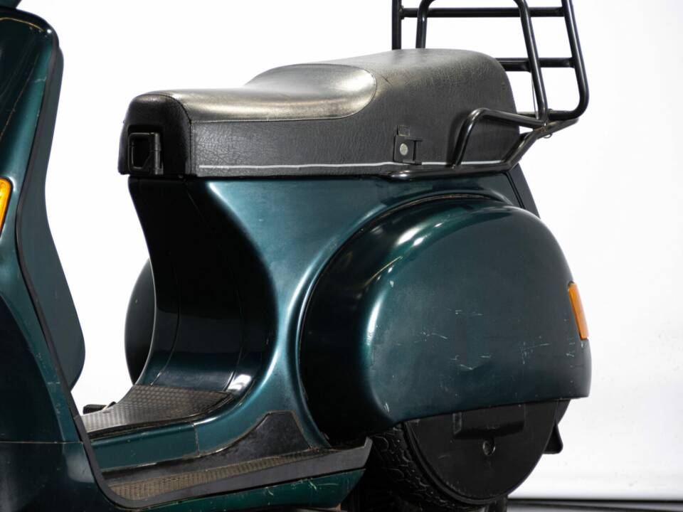 Bild 22/50 von Piaggio Vespa Cosa 150 (1990)