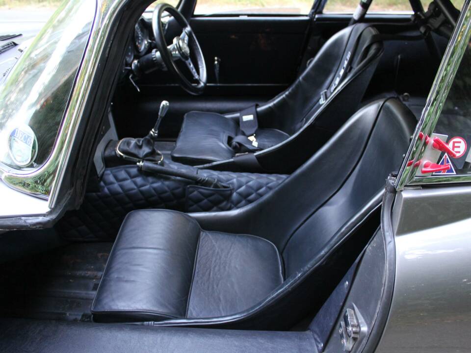 Afbeelding 15/21 van Jaguar Type E 3.8 (1961)