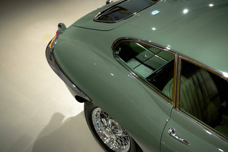 Image 22/50 de Jaguar Type E 4.2 (1966)