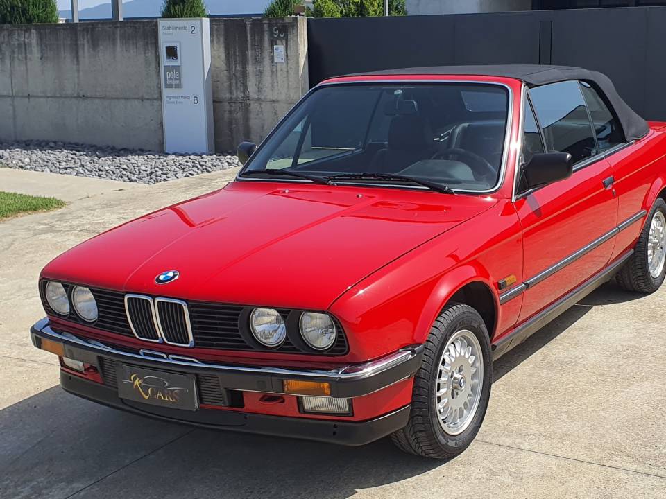 Imagen 1/38 de BMW 320i (1987)