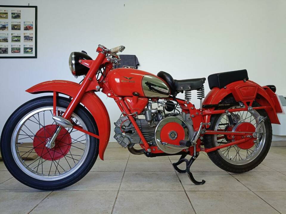 Imagen 33/39 de Moto Guzzi Falcone Sport (1954)